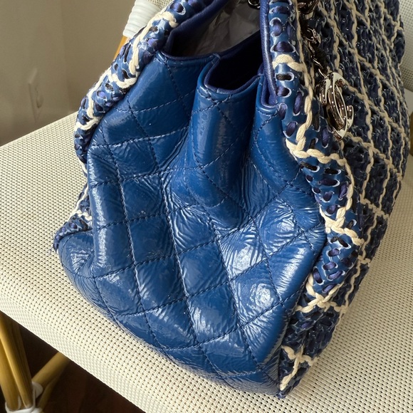 Chanel Blue patent whipstitch shoulder or crossbody bag - Picture 4 of 13